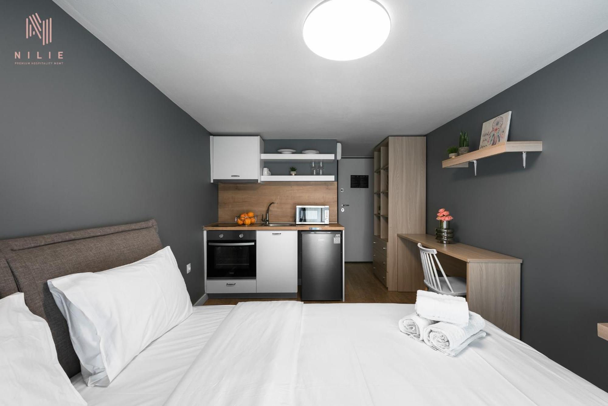 Denizen Boutique Apartments, Nilie Hospitality Mgmt テッサロニキ エクステリア 写真